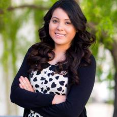 Portrait of Edna Reyes