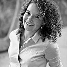 Portrait of Danielle Salvatore