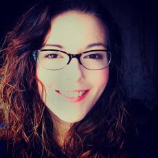 Portrait of caitlin thibault