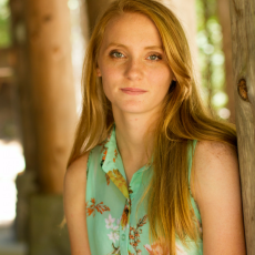 Portrait of Heather Deulen