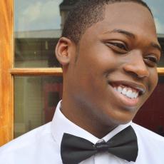 Portrait of Devontae Lindsey