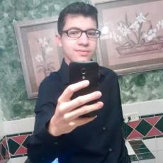 Portrait of Erik Macias