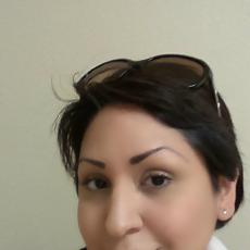 Portrait of Christina Duarte