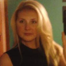 Portrait of Nicole Delamere