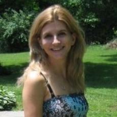 Portrait of Shannon Dolgos