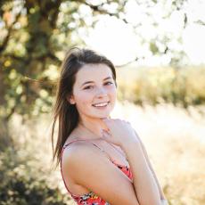 Portrait of Kendra Daniels