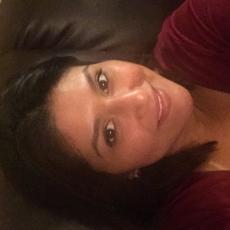 Portrait of Elizabeth Garcia