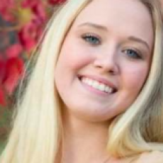 Portrait of Mikayla Bangerter