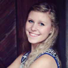 Portrait of Leanne VanDenBerg