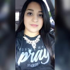 Portrait of Denise Flores