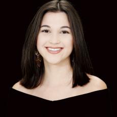 Portrait of Lauren Davis
