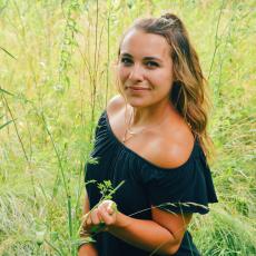 Portrait of Taryn Sherman