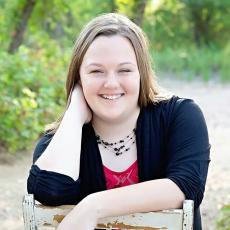 Portrait of Katie Schlochtermeier