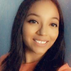 Portrait of Melissa Manzanares