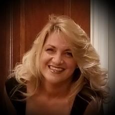 Portrait of Lisa Riehl