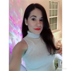 Portrait of Amanda Dominguez