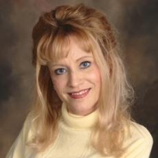 Portrait of Michelle Sanders