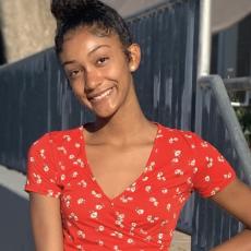 Portrait of Jasmine Aner