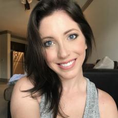 Portrait of Allison McCabe