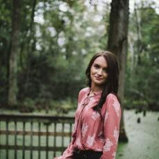 Portrait of Alyssa Brown
