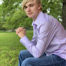 Portrait of Hayden Umholtz