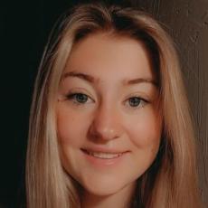 Portrait of Brianna Calvin