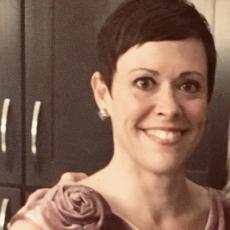 Portrait of Tina Ward