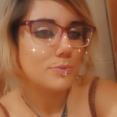 Portrait of Amanda Adams