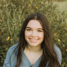 Portrait of Makenna Parris