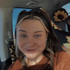 Portrait of Kandyce Mifflin