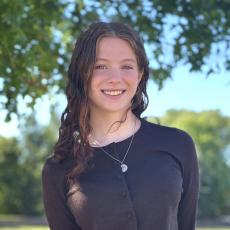 Portrait of Ariella Marmon