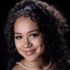 Portrait of Mia Lowry