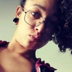 Portrait of Shanae Richardson