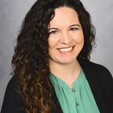Portrait of Jennifer Holt