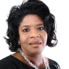 Portrait of CARI BARNES