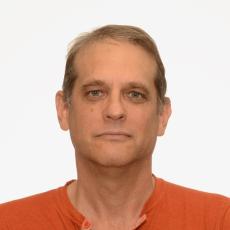 Portrait of Eric Lewis