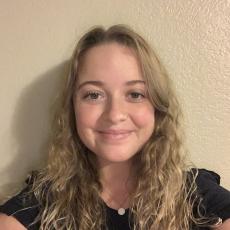 Portrait of Bailey Hellstern