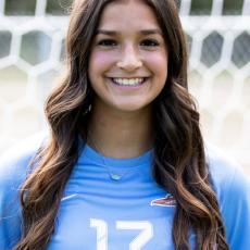 Portrait of Aliyah Bustamante