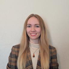 Portrait of Carly Ellis