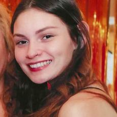 Portrait of Madison Weis