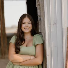 Portrait of Rylie Nelms