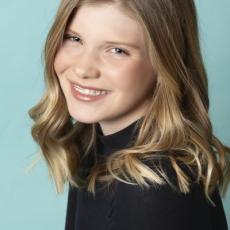 Portrait of Elle Gianelli