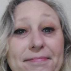 Portrait of Amber Ivers