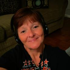 Portrait of Laura Deaton