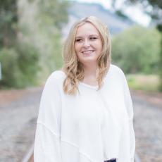 Portrait of Kenna Cross