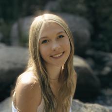 Portrait of Vanessa Rauck