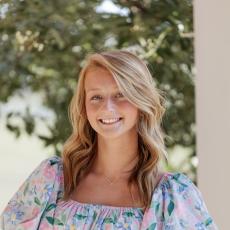 Portrait of Laney Baggett