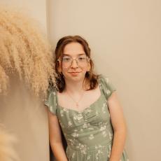 Portrait of Jennifer Strobl