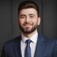 Portrait of Faheem Amini