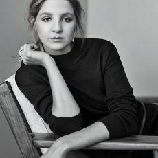 Portrait of Teresa Ritchie